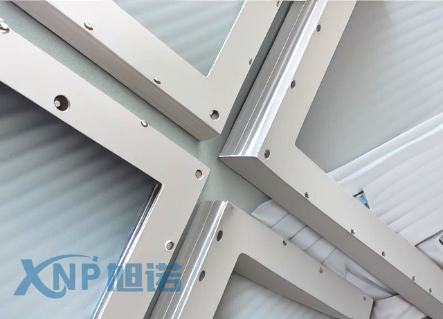 91视频美女午夜黄片免费视频光伏边框进行喷砂、阳极氧化加工的好处