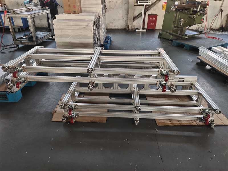 91视频美女午夜黄片免费视频柜子机架